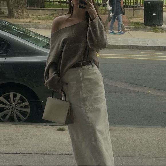 Helsa Studio maxi skirt in ecru size small - Picture 2 of 6